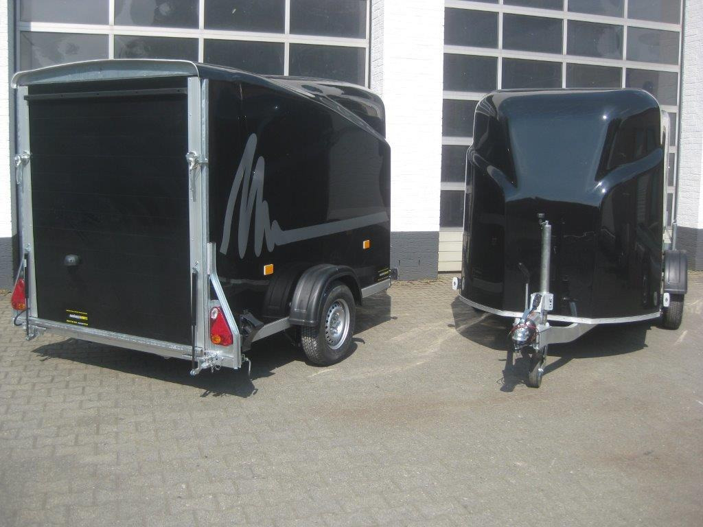 Debon Cargo 1300 300x152x168cm black aerodynamik Pullman II 100km/H 1300kg Modell 2024 - Remolque caja cerrada: foto 3 Debon Cargo 1300 300x152x168cm black aerodynamik Pullman II 100km/H 1300kg Modell 2024 - Remolque caja cerrada: foto 3