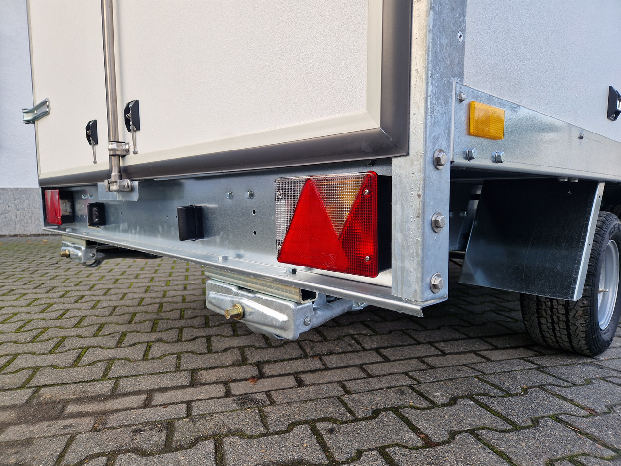Remolque caja cerrada Kargo Koffer Hochlader FC2730HTD 305x180x180cm Stützen 10" (M) 2700kg 100km/H: foto 12