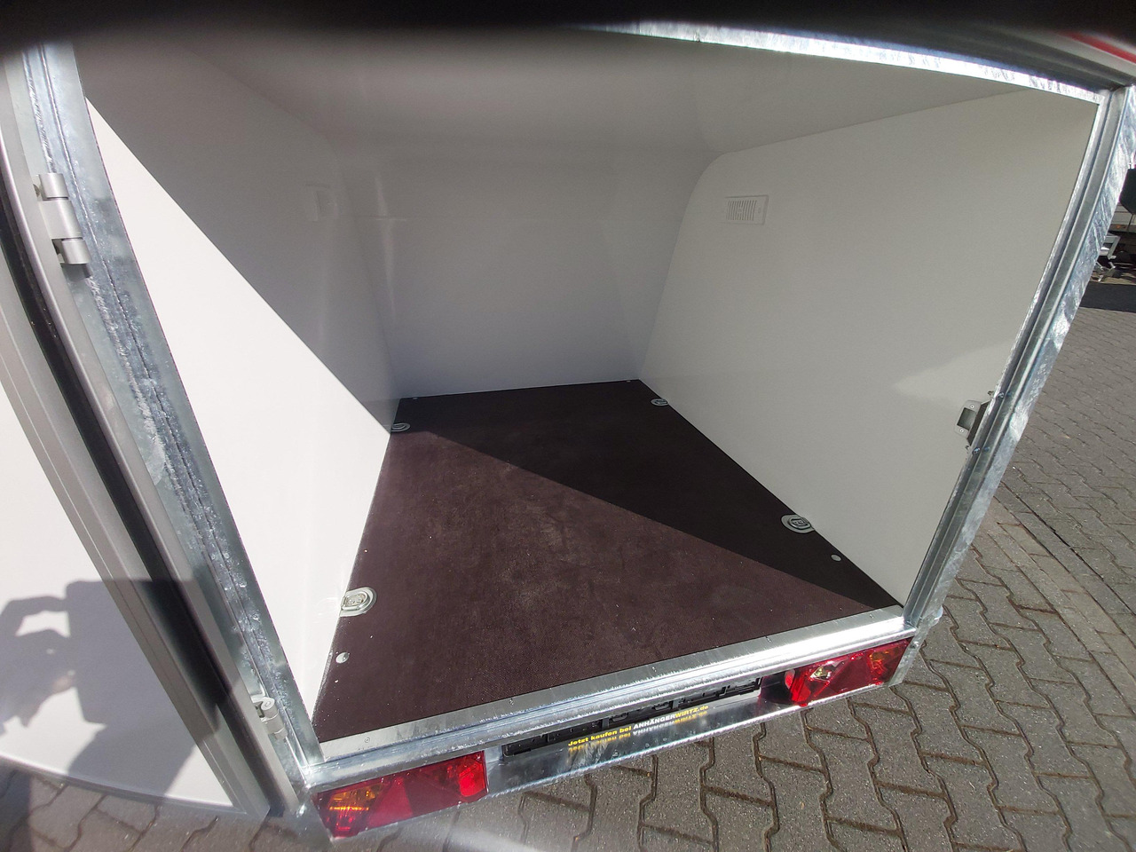 Remolque de coche Kofferanhänger TF2 S Mini 145x110x90cm Reling Trittbretter IL (XXS) 100km/H 750kg: foto 10