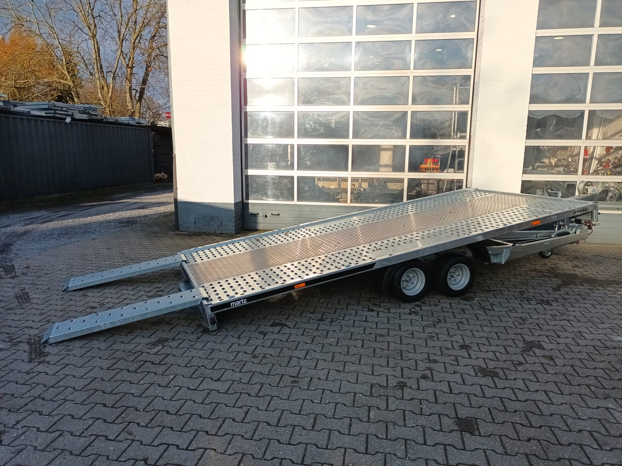Martz GT kipp 450/2 S 450x215cm easyload ankippbar Lohr Stahl & Aluboden Seilwinde 10" 3000kg - Remolque porta maquinaria: foto 3 Martz GT kipp 450/2 S 450x215cm easyload ankippbar Lohr Stahl & Aluboden Seilwinde 10" 3000kg - Remolque porta maquinaria: foto 3