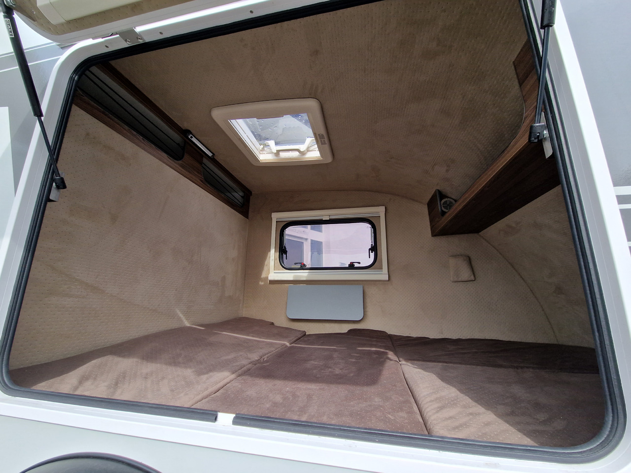 Caravana Mini Camper Mini Tommy TMC25 Basic 252x140x121cm 100 km/H 750kg ungebremst Januar AKTION: foto 26
