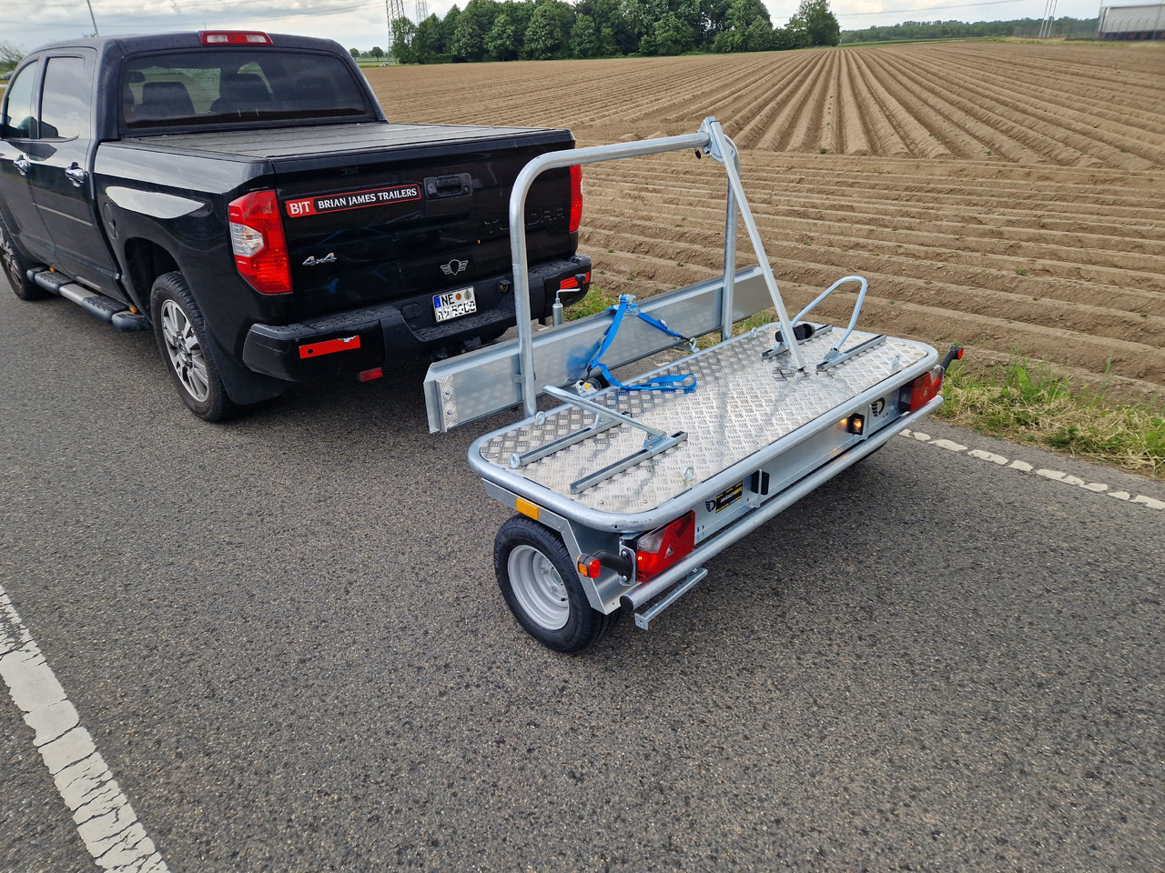 Motorradanhänger Roadster Motocamp 1 quer 200x80cm 750kg 100km/H - Remolque para moto: foto 2 Motorradanhänger Roadster Motocamp 1 quer 200x80cm 750kg 100km/H - Remolque para moto: foto 2