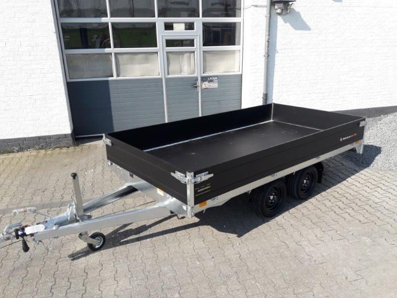 Saris PL356 184 2700 2 356x184x35cm black Edition LED Beleuchtung VAS 13" (L) 2700kg - Remolque plataforma/ Caja abierta: foto 1 Saris PL356 184 2700 2 356x184x35cm black Edition LED Beleuchtung VAS 13" (L) 2700kg - Remolque plataforma/ Caja abierta: foto 1