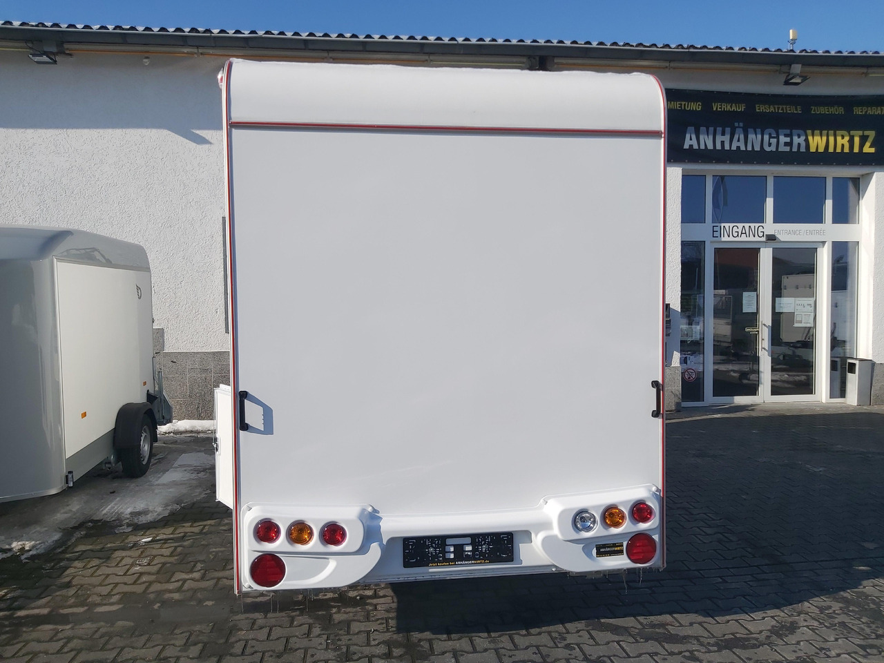 Remolque venta ambulante Verkaufsanhänger VK P 360 200 aero 360cm Verkaufsklappe Kühlthekenausstattung Profi L 1300kg: foto 13 Remolque venta ambulante Verkaufsanhänger VK P 360 200 aero 360cm Verkaufsklappe Kühlthekenausstattung Profi L 1300kg: foto 13