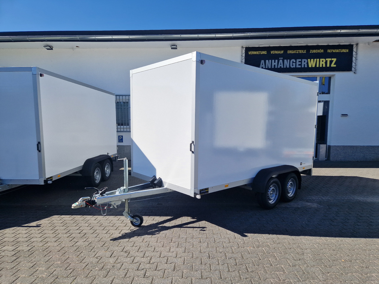 WM Meyer Koffer AZ 2740/185 S35 401x185x205cm (XL) 2700kg Januar Aktion - Remolque caja cerrada: foto 1 WM Meyer Koffer AZ 2740/185 S35 401x185x205cm (XL) 2700kg Januar Aktion - Remolque caja cerrada: foto 1
