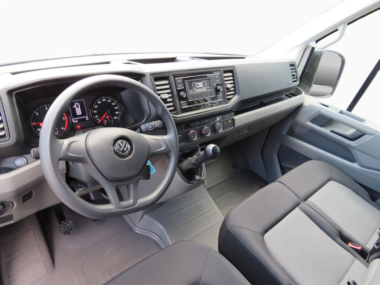 Volkswagen Crafter 35 L3H3 Kasten - Furgón: foto 2 Volkswagen Crafter 35 L3H3 Kasten - Furgón: foto 2