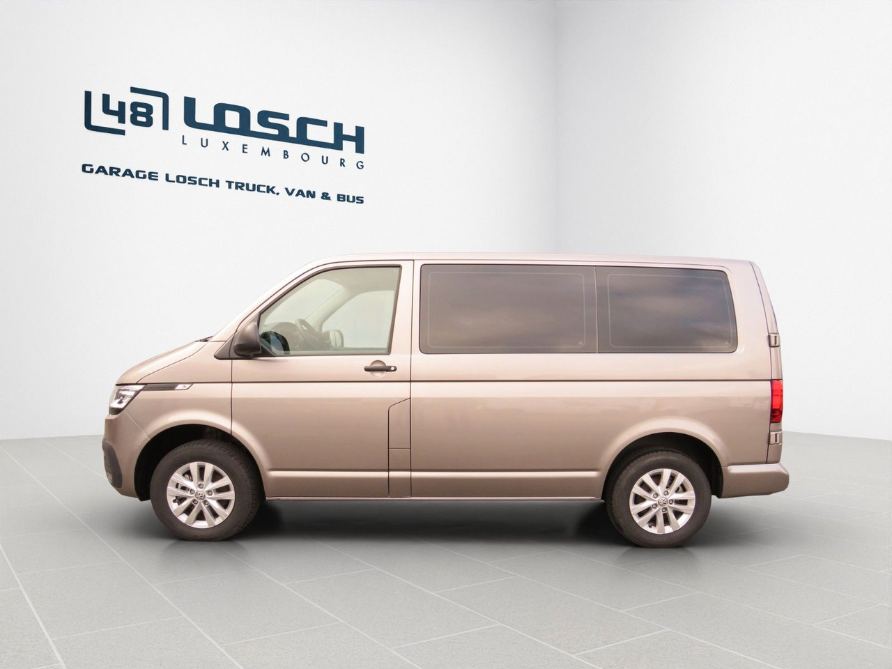 Volkswagen T6.1 Transporter Trendline 2.0 TDI Kasten - Furgoneta pequeña: foto 2 Volkswagen T6.1 Transporter Trendline 2.0 TDI Kasten - Furgoneta pequeña: foto 2