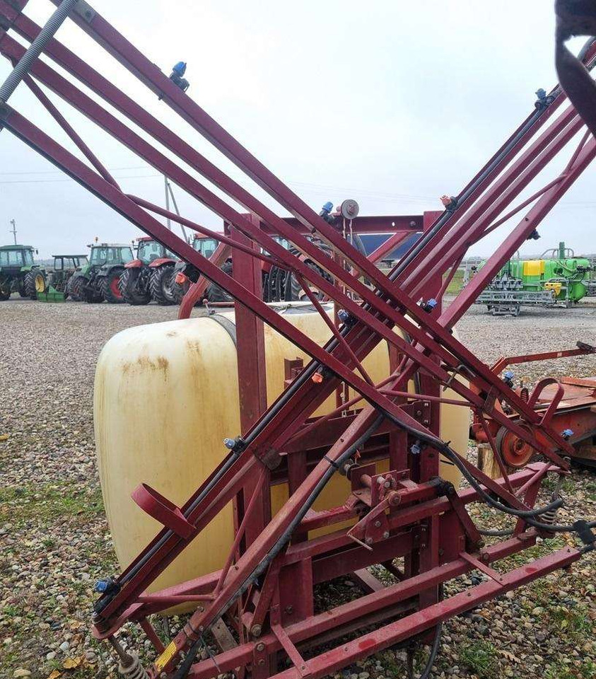 Hardi 850 - Pulverizador: foto 1 Hardi 850 - Pulverizador: foto 1