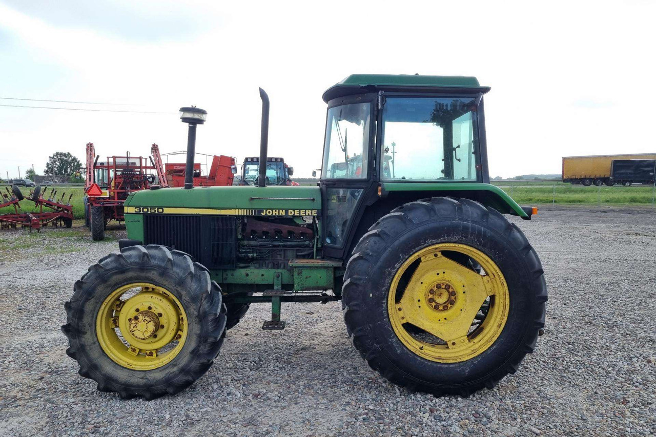 John Deere 3050 - Tractor: foto 5 John Deere 3050 - Tractor: foto 5