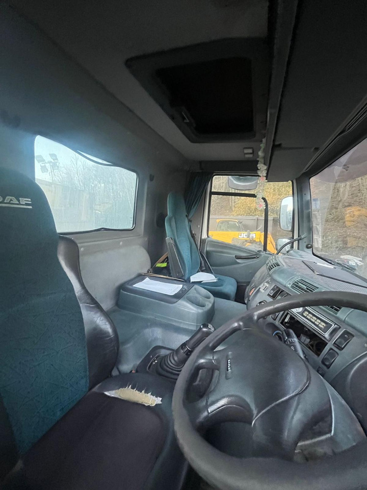 DAF 75 310 - Cabeza tractora: foto 3 DAF 75 310 - Cabeza tractora: foto 3