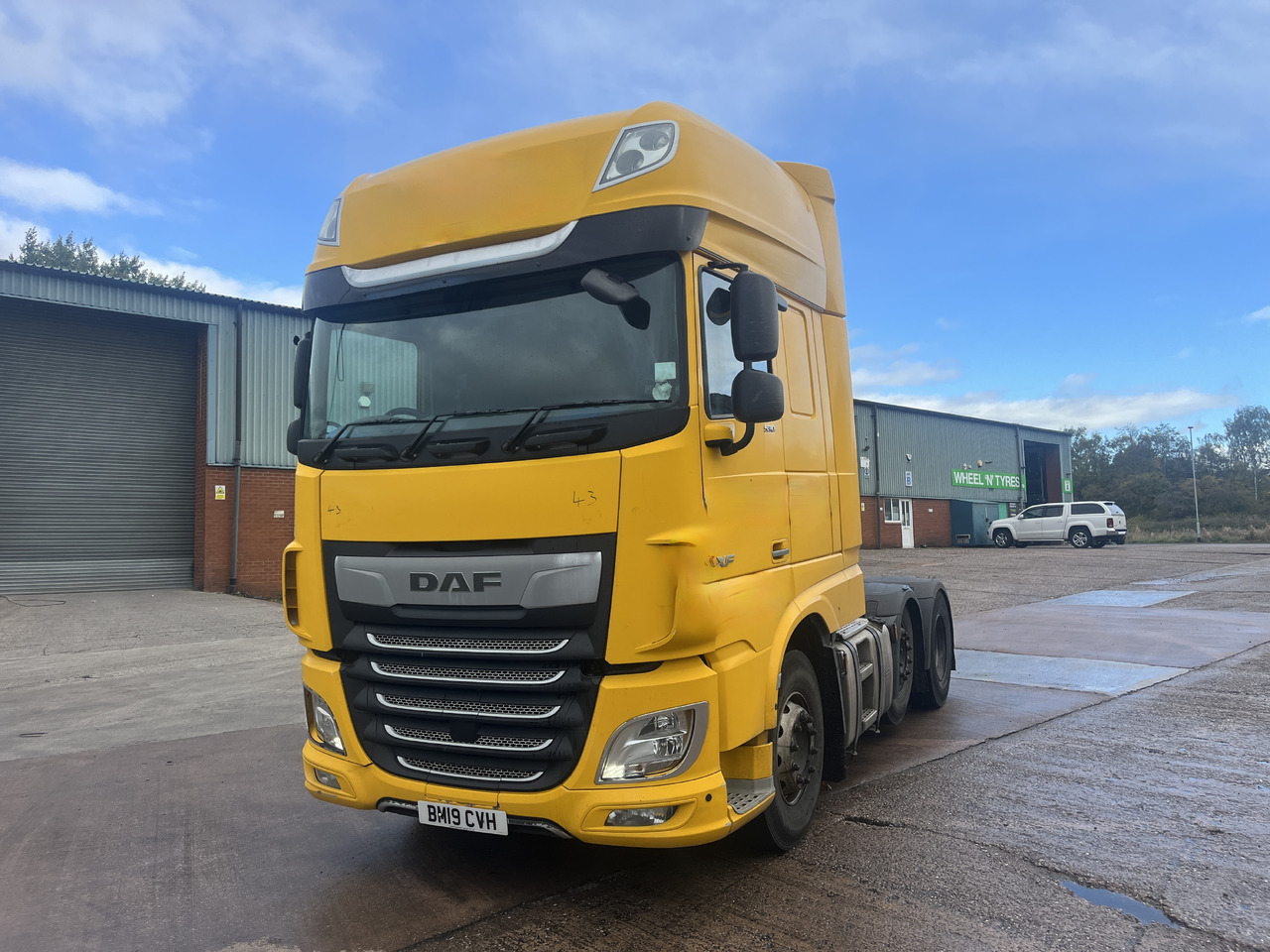 DAF XF 530 - Cabeza tractora: foto 1 DAF XF 530 - Cabeza tractora: foto 1