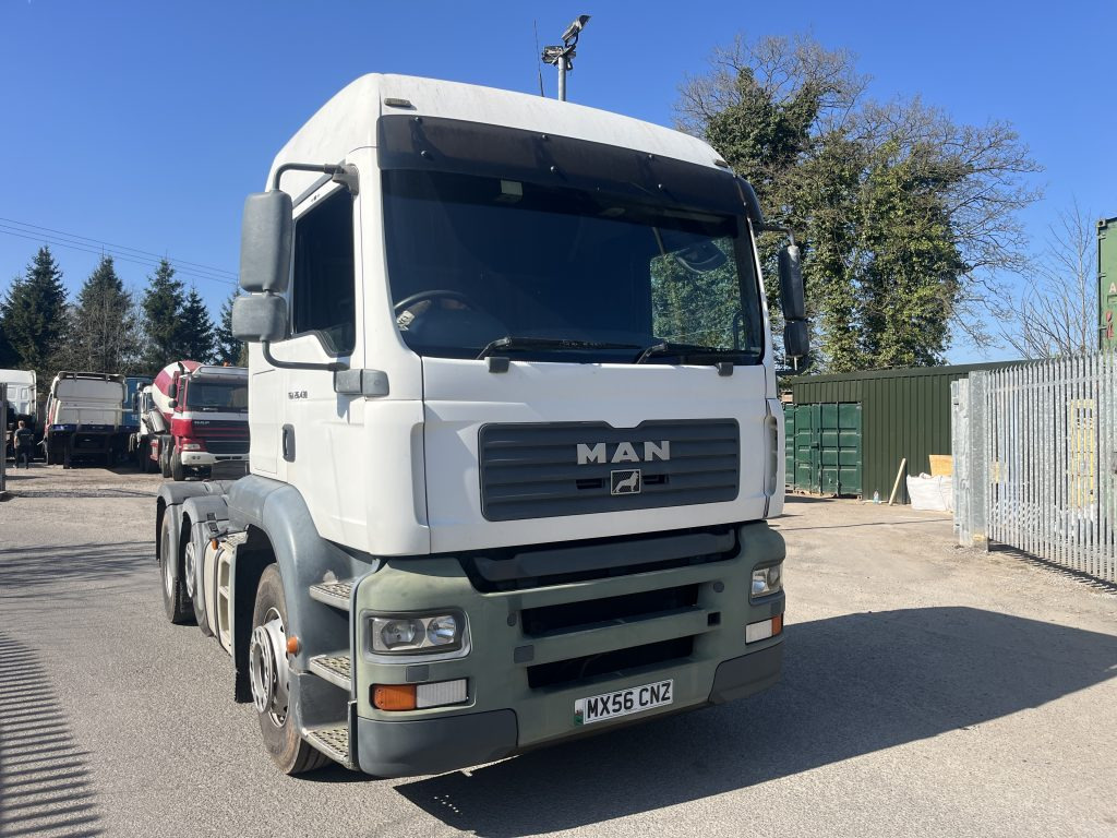 MAN TGA 26-430 6x2 Tractor Unit - Cabeza tractora: foto 1 MAN TGA 26-430 6x2 Tractor Unit - Cabeza tractora: foto 1