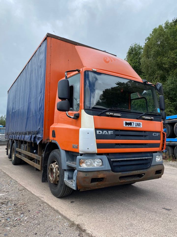 Daf 75 CF 310 6X2 Curtain side - Camión lona: foto 2 Daf 75 CF 310 6X2 Curtain side - Camión lona: foto 2