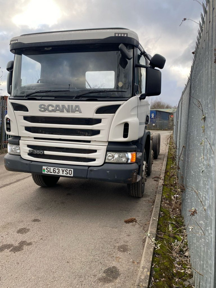 Scania P360 8x4 Chassis Cab - Camión chasis: foto 2 Scania P360 8x4 Chassis Cab - Camión chasis: foto 2