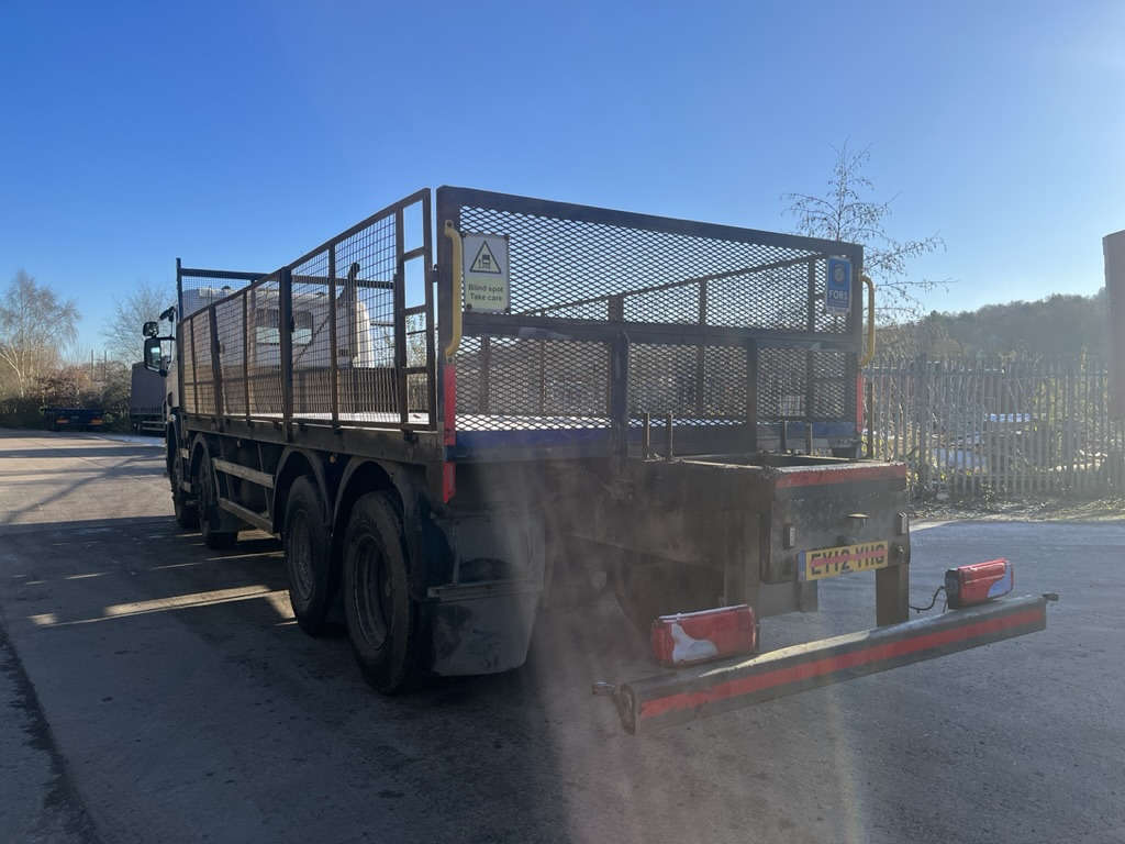 Camión caja abierta Scania P400 8x4 Rigid: foto 6