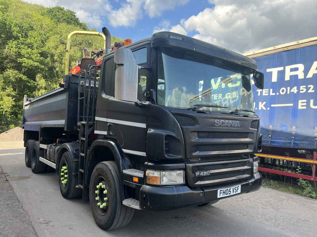 Scania P420 8x4 - Camión volquete: foto 1 Scania P420 8x4 - Camión volquete: foto 1