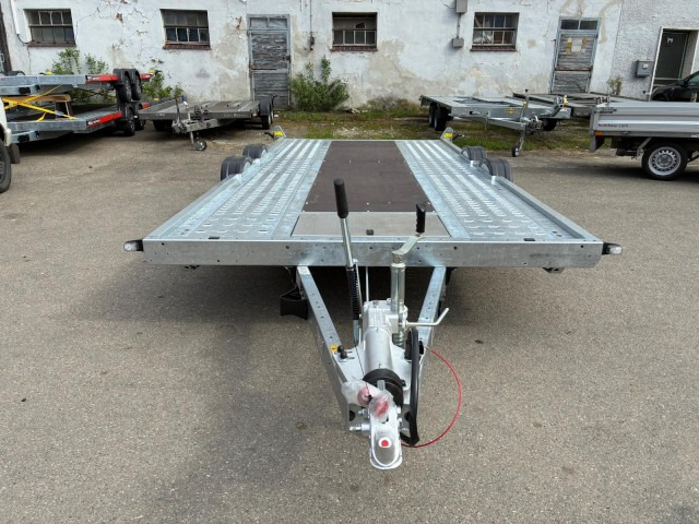 Brian James A Transporter, 130-5521-35-2-12, 5530 x 2100 mm, 3,5 to. - Remolque portavehículos: foto 4 Brian James A Transporter, 130-5521-35-2-12, 5530 x 2100 mm, 3,5 to. - Remolque portavehículos: foto 4