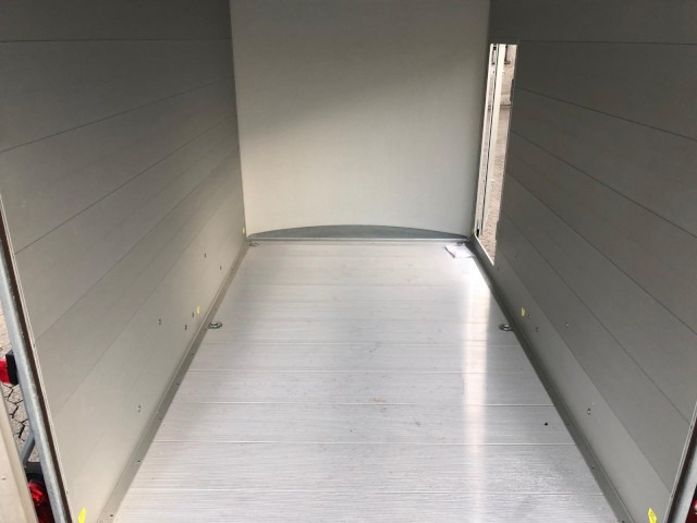 Remolque caja cerrada nuevo Cheval Liberte Debon Roadster 500 Alu +​ Türe 2600 kg, 100 km/h, 320x167x200cm: foto 8
