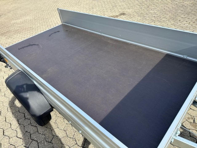Humbaur HA 133015 mit KV, 1300 kg, 3030 x 1500 x 350 mm - Remolque de coche: foto 4 Humbaur HA 133015 mit KV, 1300 kg, 3030 x 1500 x 350 mm - Remolque de coche: foto 4