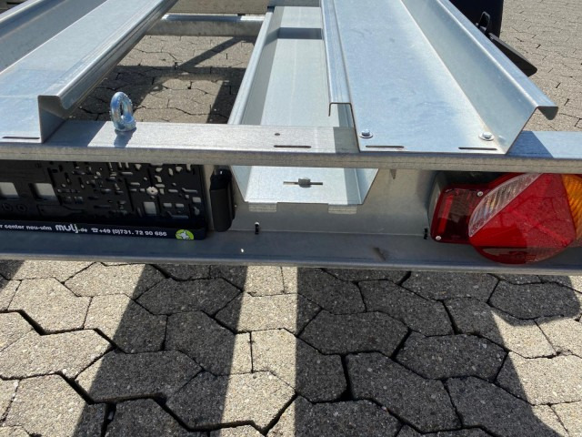 Humbaur Motorradanhänger HM 752113, 100 km/h 0,75 t. 2095 x 1365 x 70 mm - Remolque para moto: foto 4 Humbaur Motorradanhänger HM 752113, 100 km/h 0,75 t. 2095 x 1365 x 70 mm - Remolque para moto: foto 4