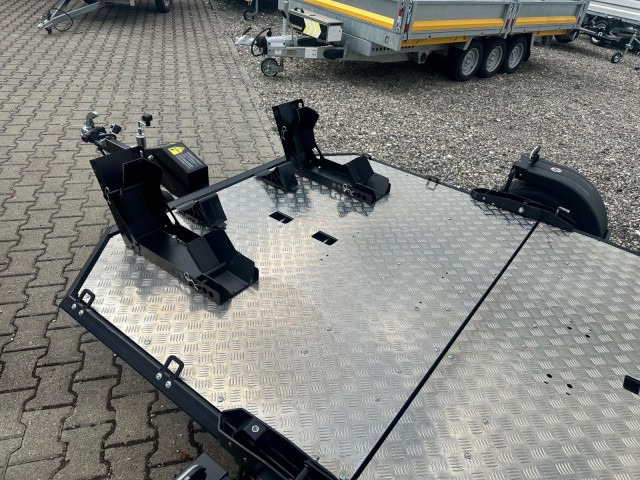 Lorries Motorradanhänger MT-2, 0,75 to. 240 x 174 cm, absenkbar - Remolque para moto: foto 4 Lorries Motorradanhänger MT-2, 0,75 to. 240 x 174 cm, absenkbar - Remolque para moto: foto 4