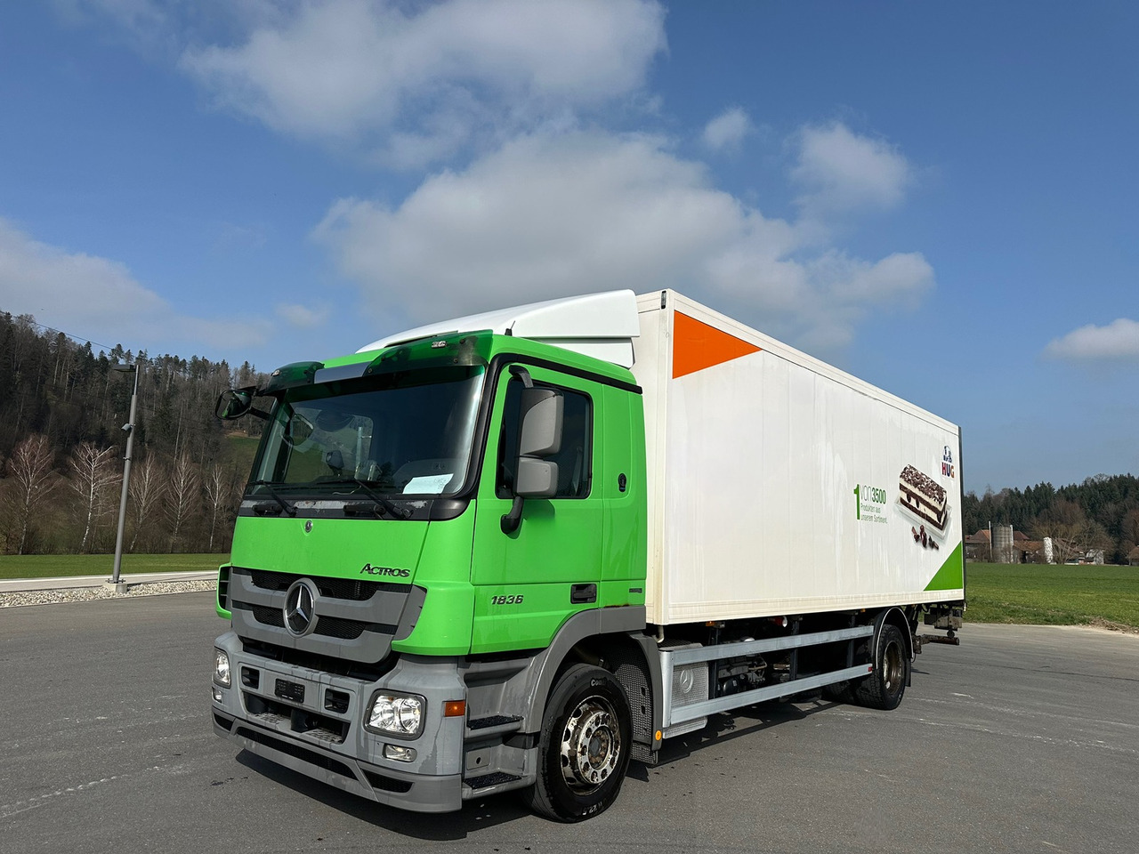 MERCEDES-BENZ Actros 18.36 Kühler Hebebühne - Camión frigorífico: foto 1 MERCEDES-BENZ Actros 18.36 Kühler Hebebühne - Camión frigorífico: foto 1