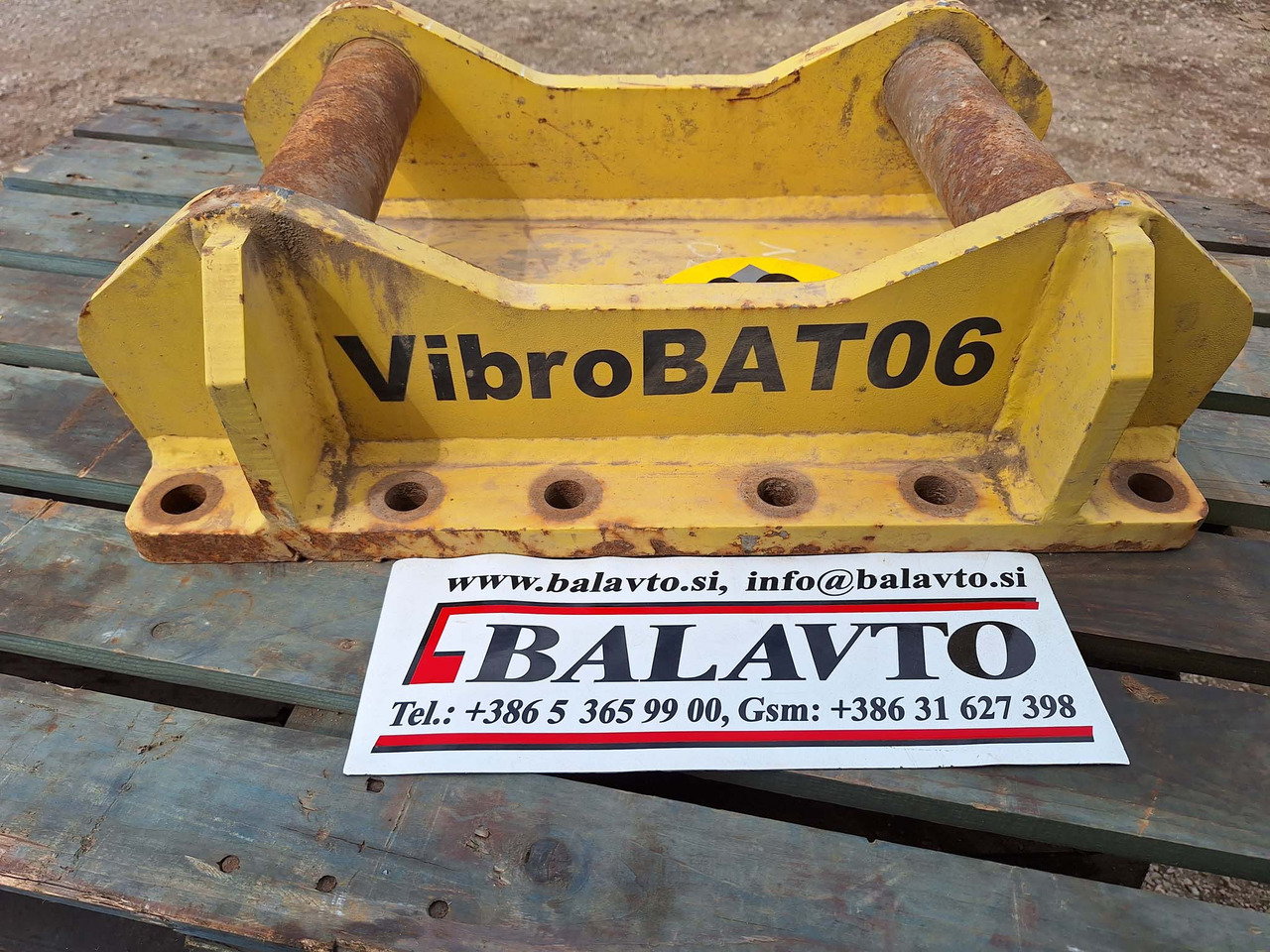 BAT attachment plate VIBROBAT06 S60 - Acoplamiento rápido para Maquinaria de construcción: foto 1 BAT attachment plate VIBROBAT06 S60 - Acoplamiento rápido para Maquinaria de construcción: foto 1