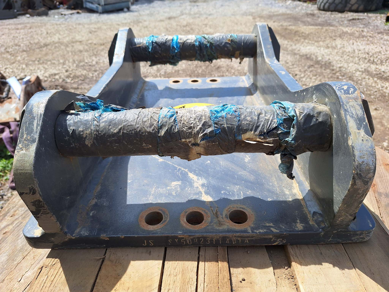 Acoplamiento rápido para Maquinaria de construcción Breaker BAT140 attachment plate S60: foto 9