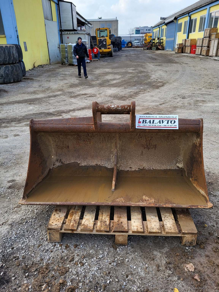 Ditch cleaning bucket 1700 mm Martin - Cazo para excavadora: foto 1 Ditch cleaning bucket 1700 mm Martin - Cazo para excavadora: foto 1
