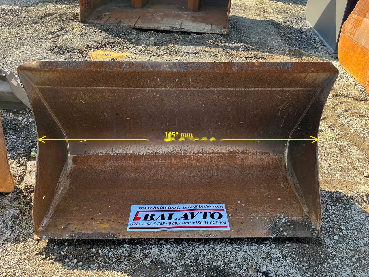 Loader bucket 1650 mm - Cazo cargador: foto 2 Loader bucket 1650 mm - Cazo cargador: foto 2