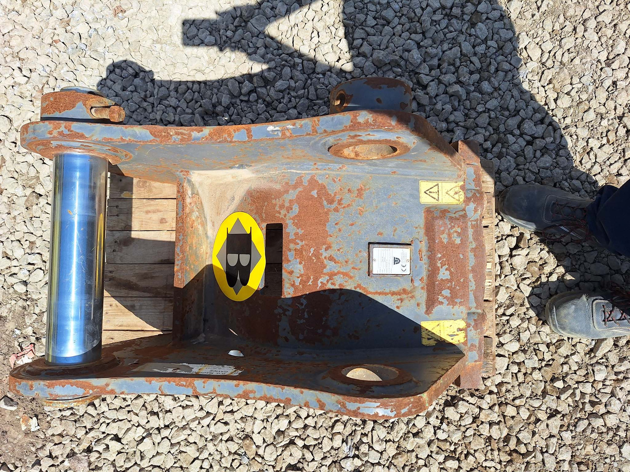 Trevi Benne hydraulic ARI Verachtert Volvo EC220E - Acoplamiento rápido para Maquinaria de construcción: foto 4 Trevi Benne hydraulic ARI Verachtert Volvo EC220E - Acoplamiento rápido para Maquinaria de construcción: foto 4