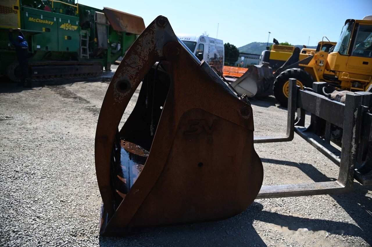 Trevi Benne loader bucket 2500 mm - Cazo cargador: foto 3 Trevi Benne loader bucket 2500 mm - Cazo cargador: foto 3