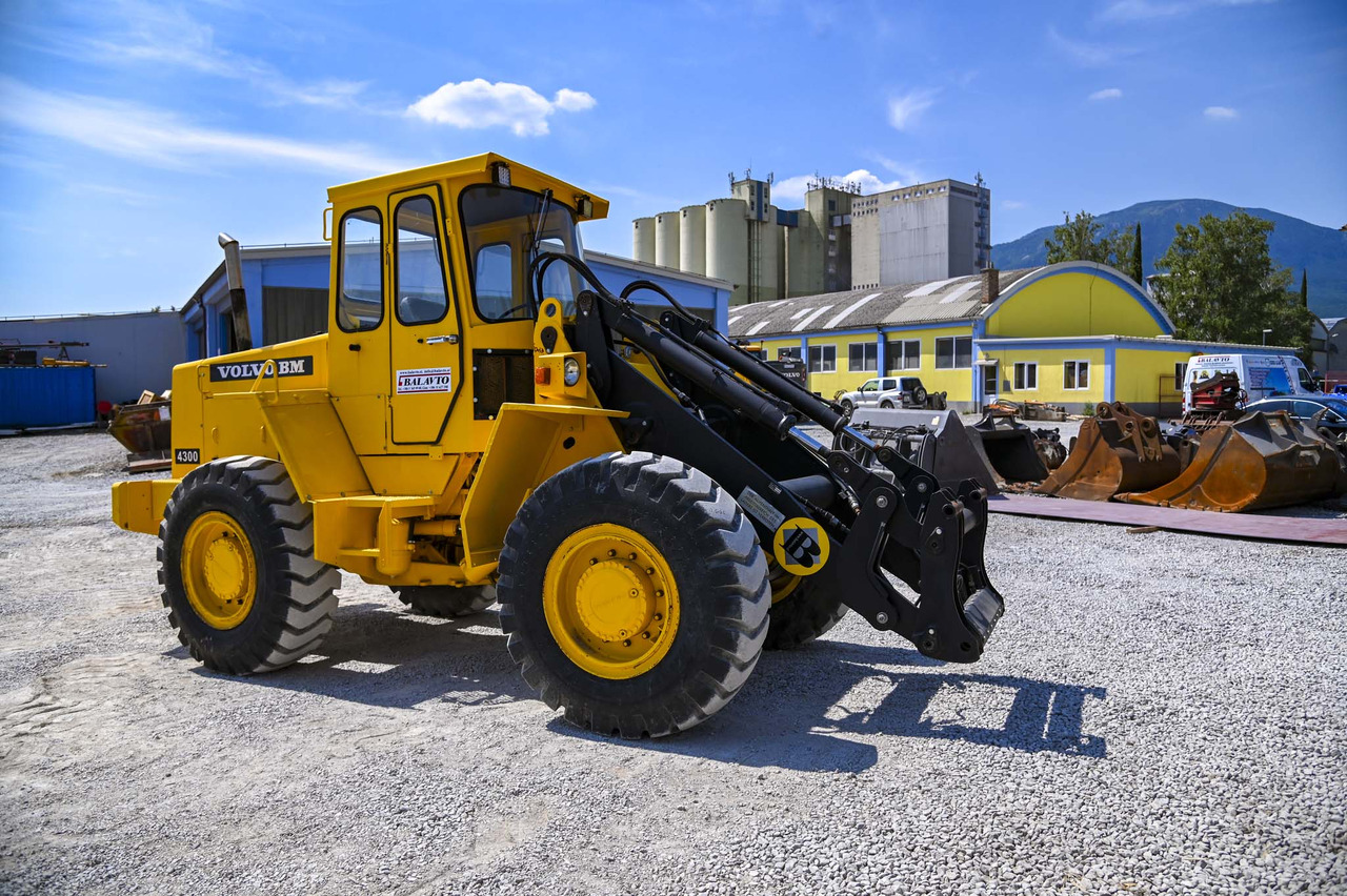 Cargadora de ruedas VOLVO BM4300: foto 11 Cargadora de ruedas VOLVO BM4300: foto 11