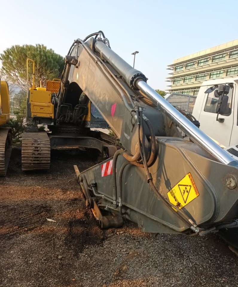 Volvo EC210BNL - Excavadora de cadenas: foto 1 Volvo EC210BNL - Excavadora de cadenas: foto 1