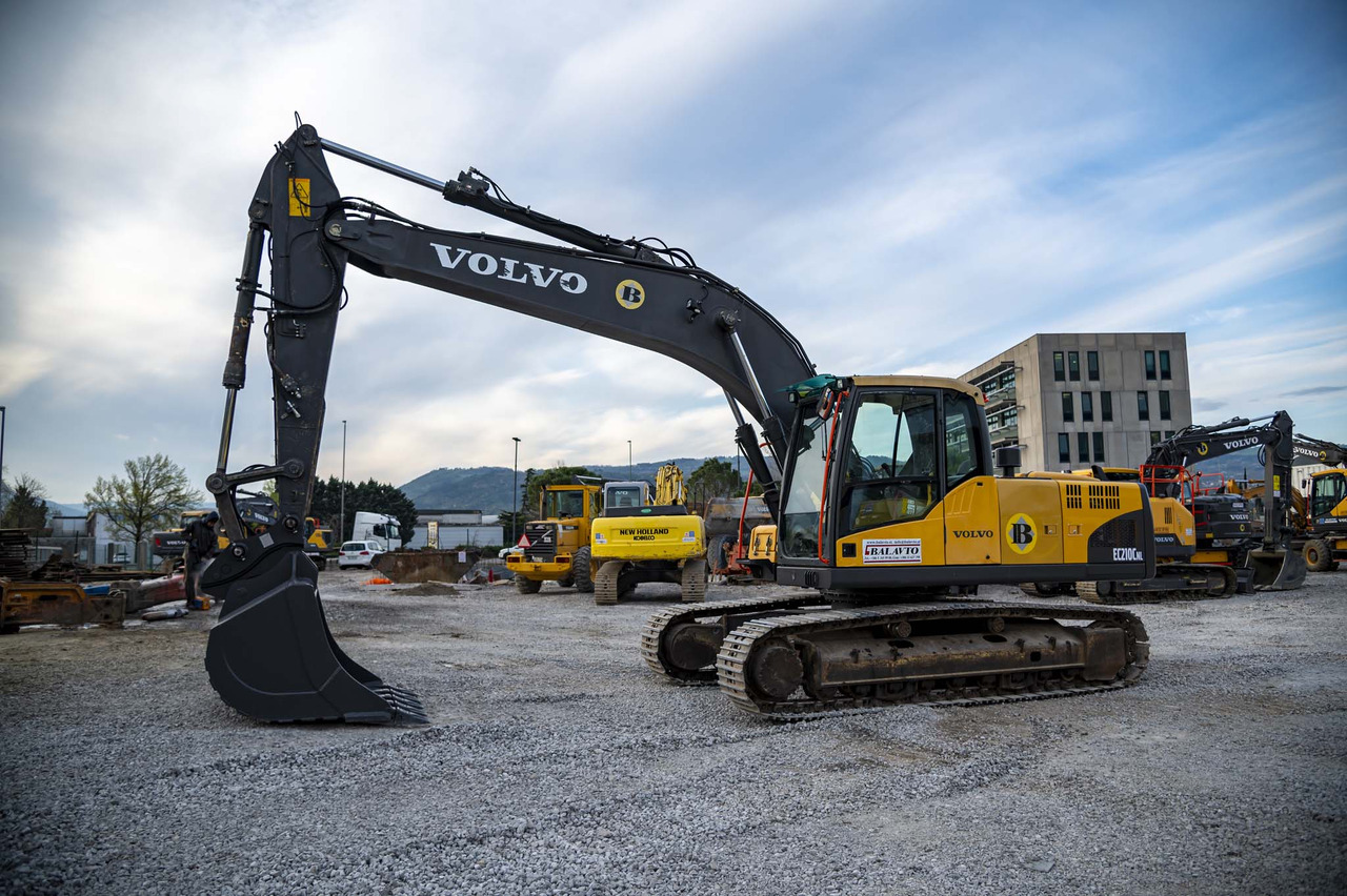Volvo EC210CNL - Excavadora de cadenas: foto 2 Volvo EC210CNL - Excavadora de cadenas: foto 2