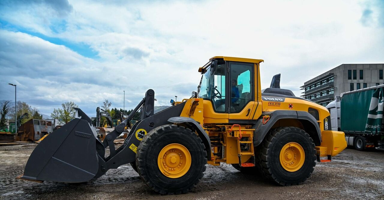 Volvo L120H - Cargadora de ruedas: foto 2 Volvo L120H - Cargadora de ruedas: foto 2