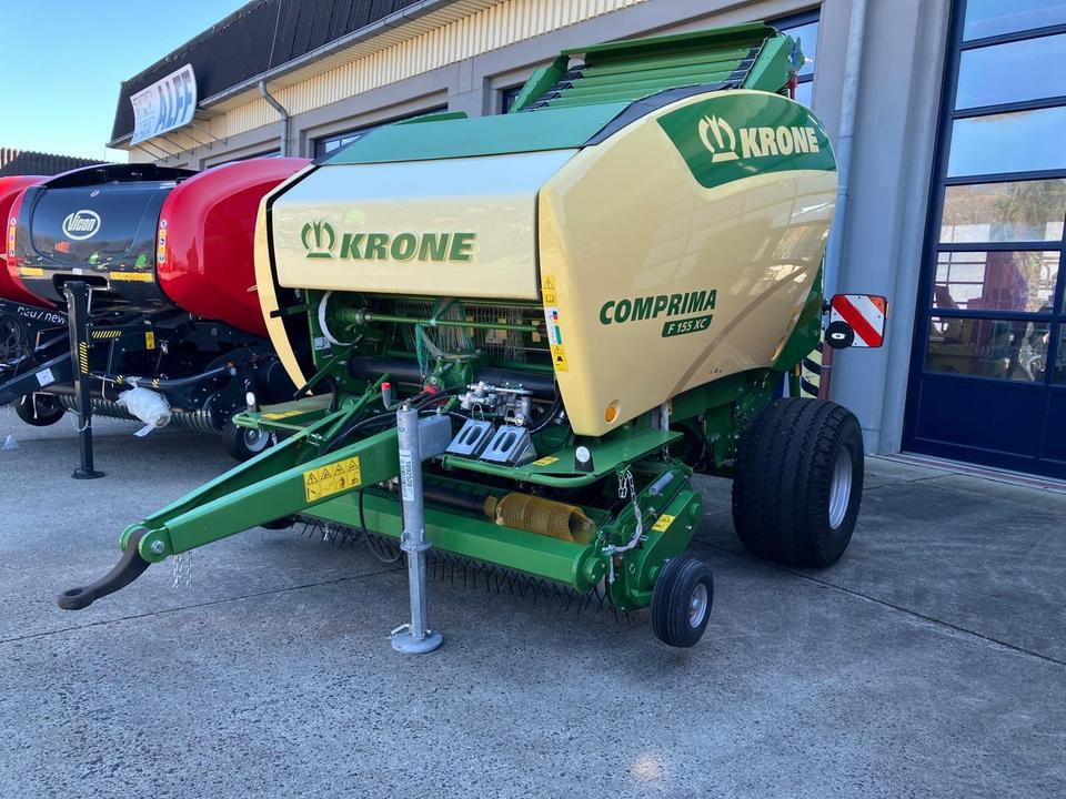 Krone Comprima F 155 XC Rundballenpresse Lagermaschine - Rotoempacadora: foto 1 Krone Comprima F 155 XC Rundballenpresse Lagermaschine - Rotoempacadora: foto 1