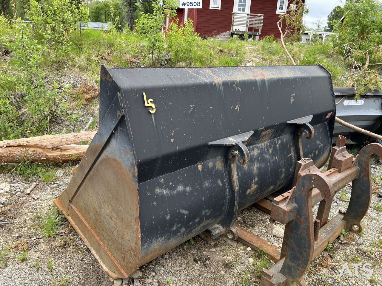 Bucket with Large BM - Cazo cargador: foto 3 Bucket with Large BM - Cazo cargador: foto 3