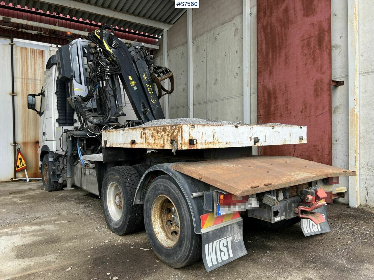 Tow Truck Volvo FH400 with Epsilon 110Z crane - Cabeza tractora: foto 3 Tow Truck Volvo FH400 with Epsilon 110Z crane - Cabeza tractora: foto 3