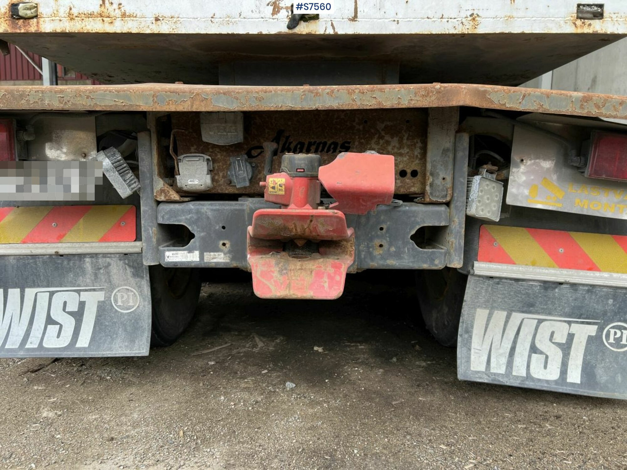 Cabeza tractora Tow Truck Volvo FH400 with Epsilon 110Z crane: foto 10