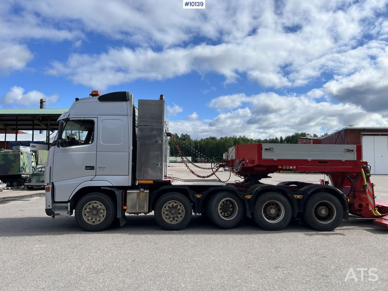 Volvo FH16 5-axle tractor unit 10x4 - Cabeza tractora: foto 4 Volvo FH16 5-axle tractor unit 10x4 - Cabeza tractora: foto 4