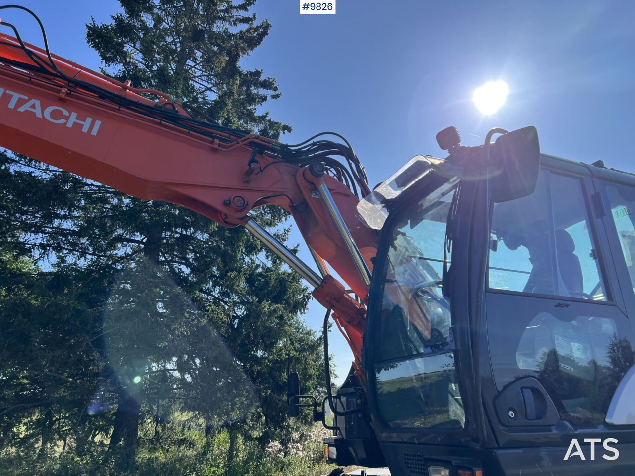 Excavadora de ruedas Hitachi ZX140 W-5B with rotor and planer bucket: foto 12