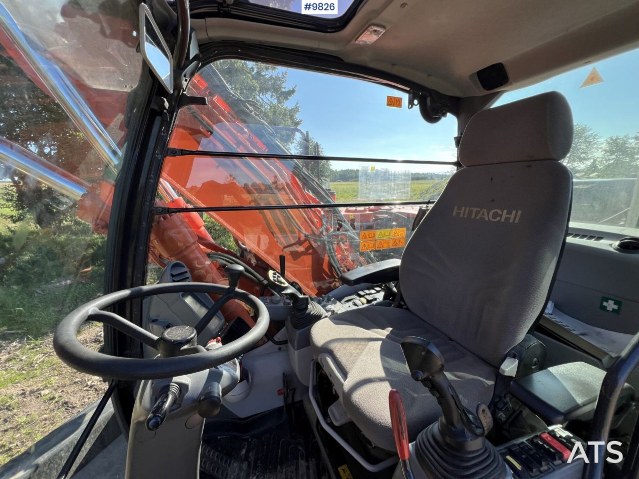 Excavadora de ruedas Hitachi ZX140 W-5B with rotor and planer bucket: foto 6