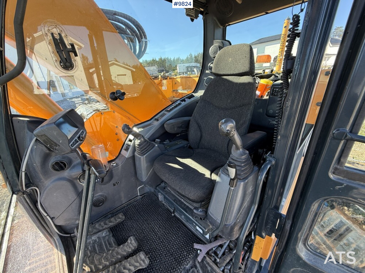 Hyundai Robex 235LCR-9A excavator - Excavadora de cadenas: foto 5 Hyundai Robex 235LCR-9A excavator - Excavadora de cadenas: foto 5