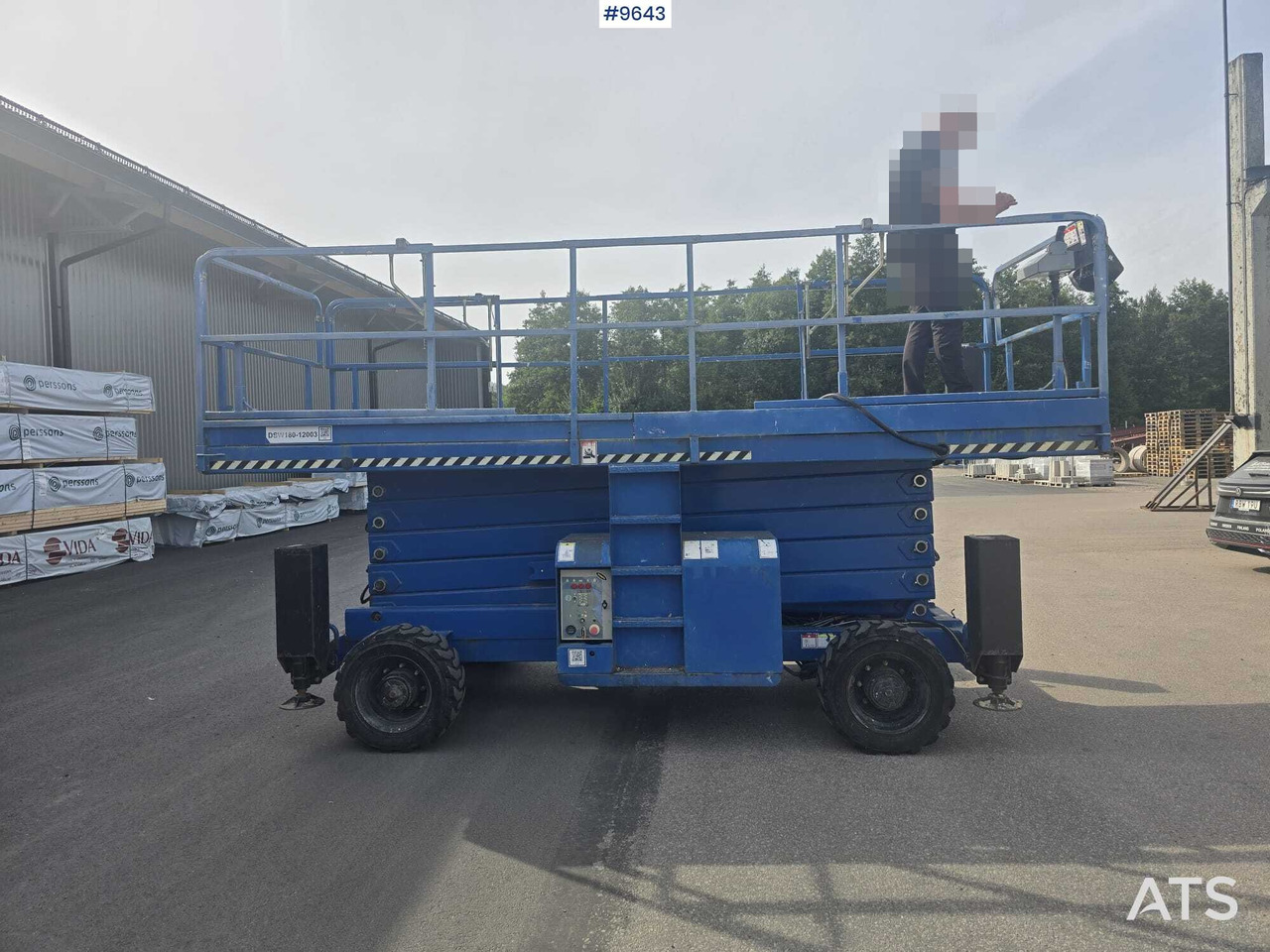 Large scissor lift Haulotte (VIDEO) - Plataforma de tijeras: foto 1 Large scissor lift Haulotte (VIDEO) - Plataforma de tijeras: foto 1
