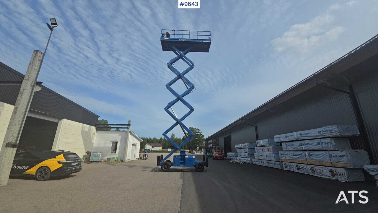 Large scissor lift Haulotte (VIDEO) - Plataforma de tijeras: foto 5 Large scissor lift Haulotte (VIDEO) - Plataforma de tijeras: foto 5