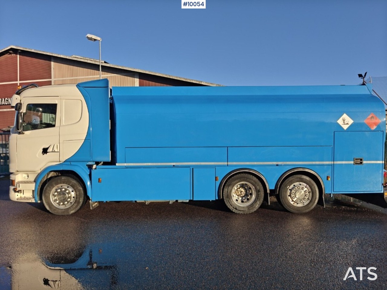 Tank truck Scania G450 6X2 - Camión cisterna: foto 1 Tank truck Scania G450 6X2 - Camión cisterna: foto 1