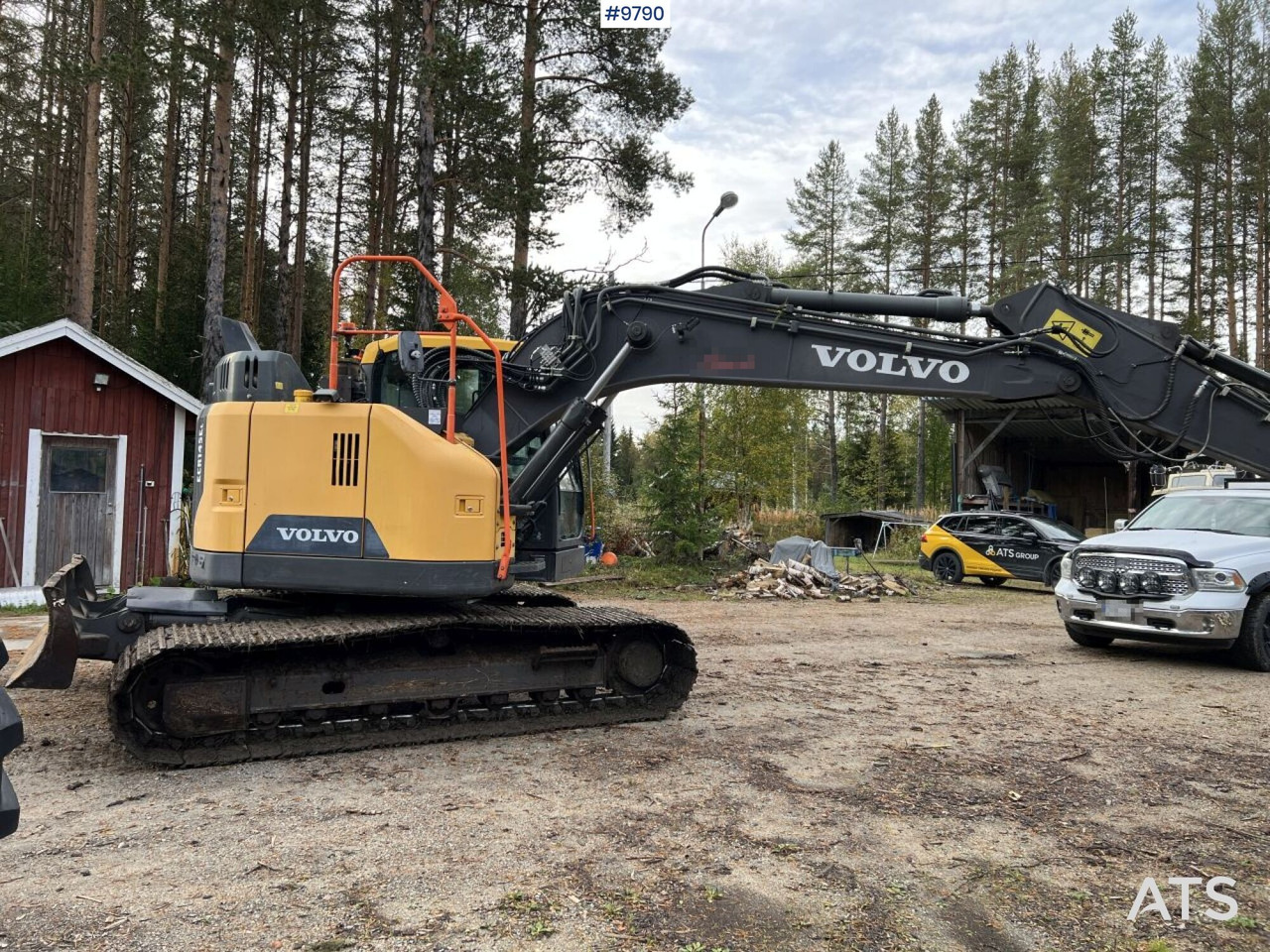 VOLVO ECR145 EL Excavator with attachments - Excavadora de cadenas: foto 4 VOLVO ECR145 EL Excavator with attachments - Excavadora de cadenas: foto 4