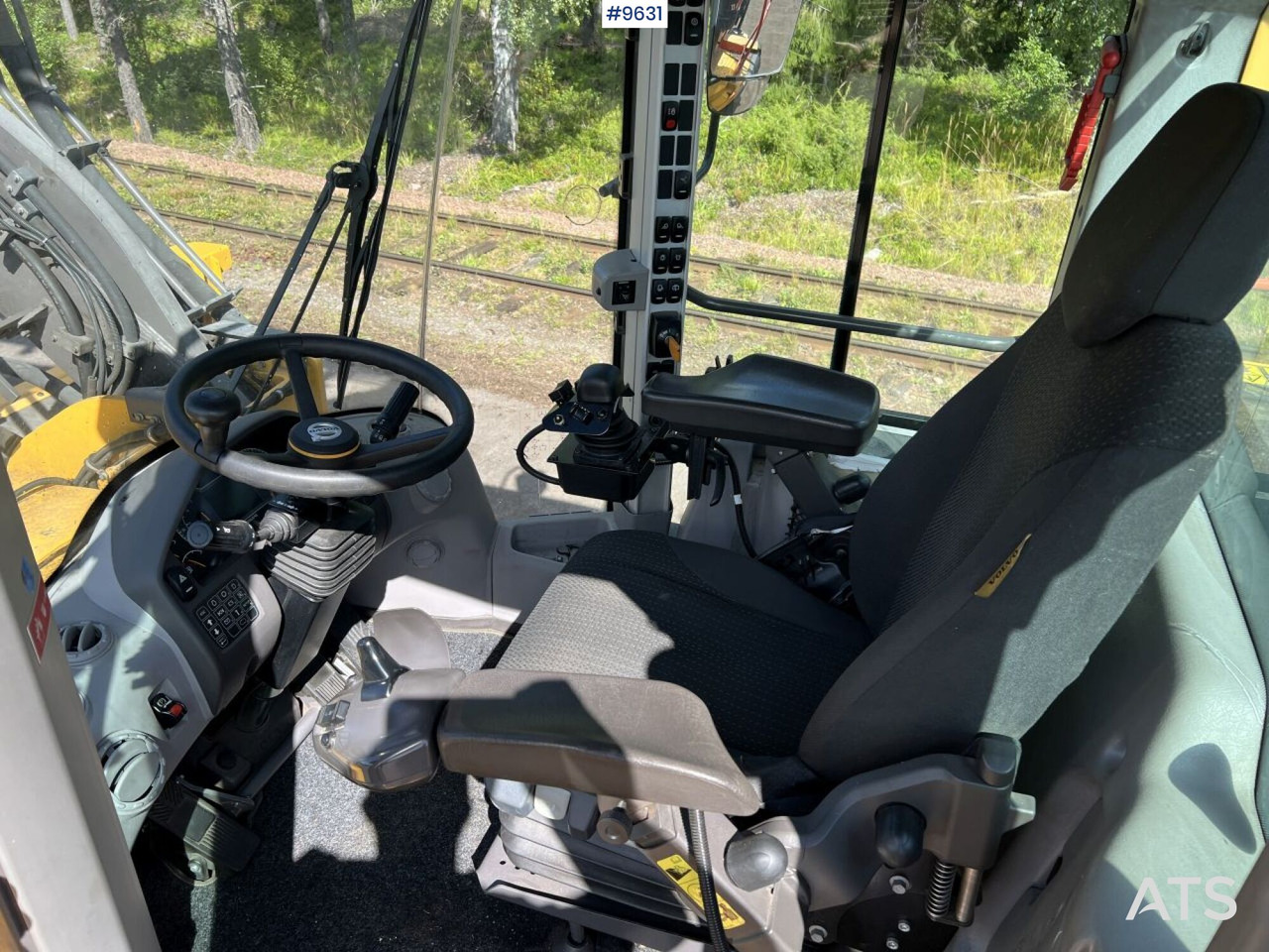 VOLVO L180H HL (SEE VIDEO) - Cargadora de ruedas: foto 5 VOLVO L180H HL (SEE VIDEO) - Cargadora de ruedas: foto 5