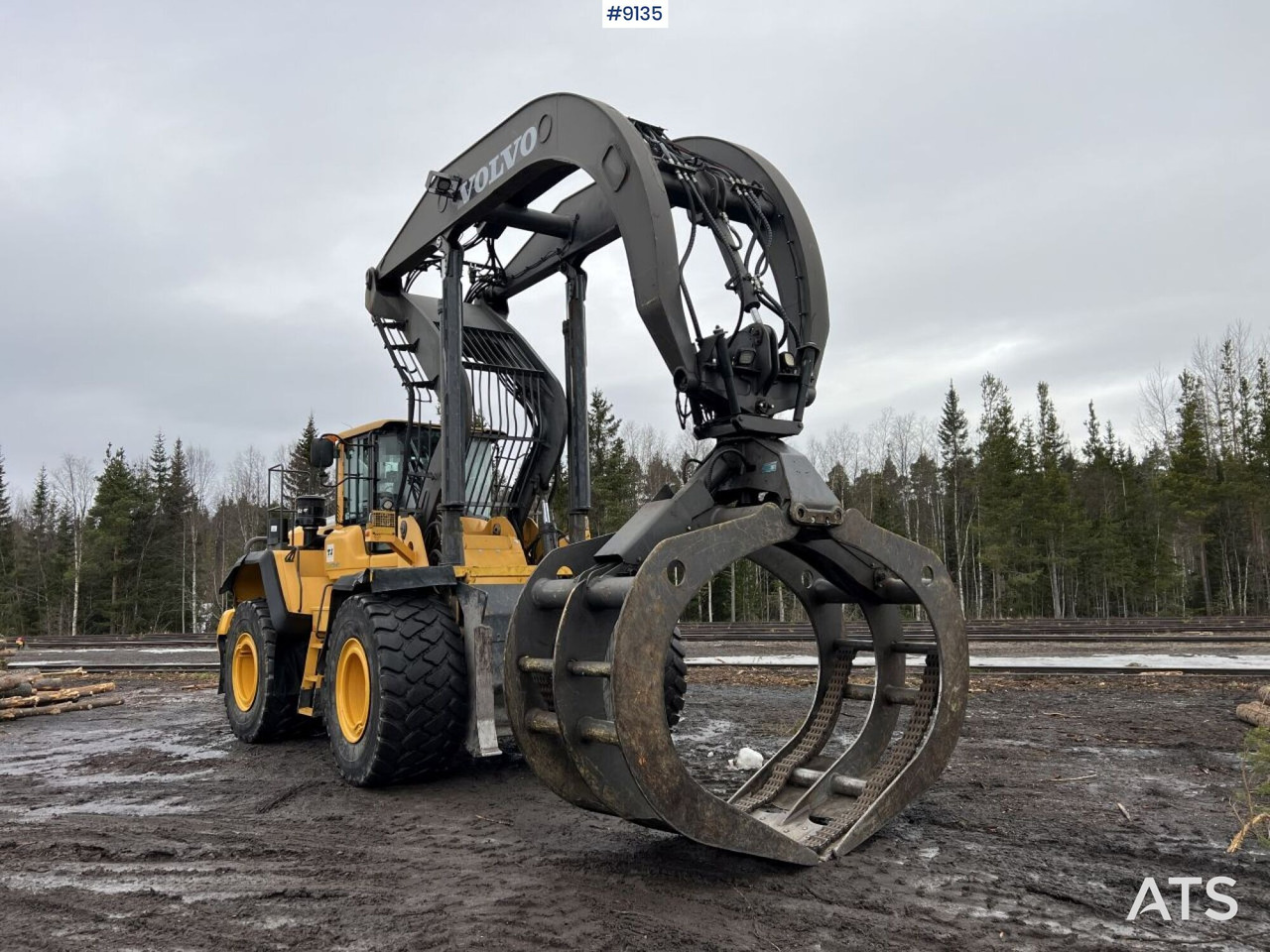 Volvo L 180 G High lifter / Log handler (VIDEO) - Cargadora de ruedas: foto 2 Volvo L 180 G High lifter / Log handler (VIDEO) - Cargadora de ruedas: foto 2